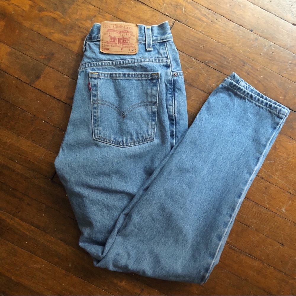 VINTAGE LEVIS 550 mom jeans high waisted